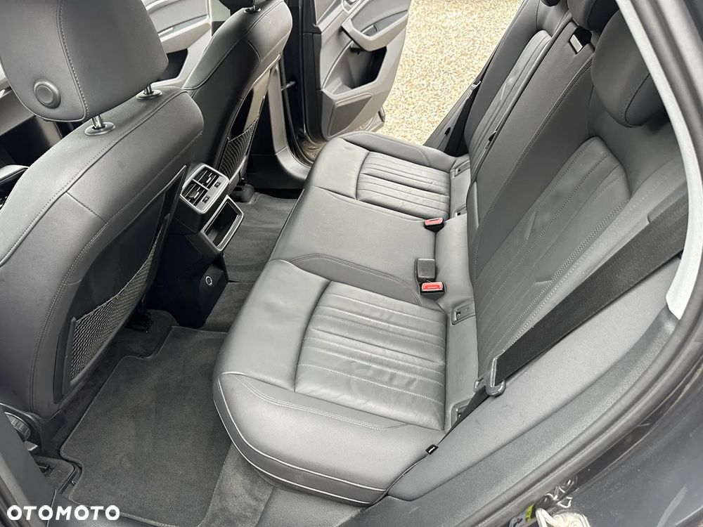 Audi e-tron 50 Quattro Advanced - 8