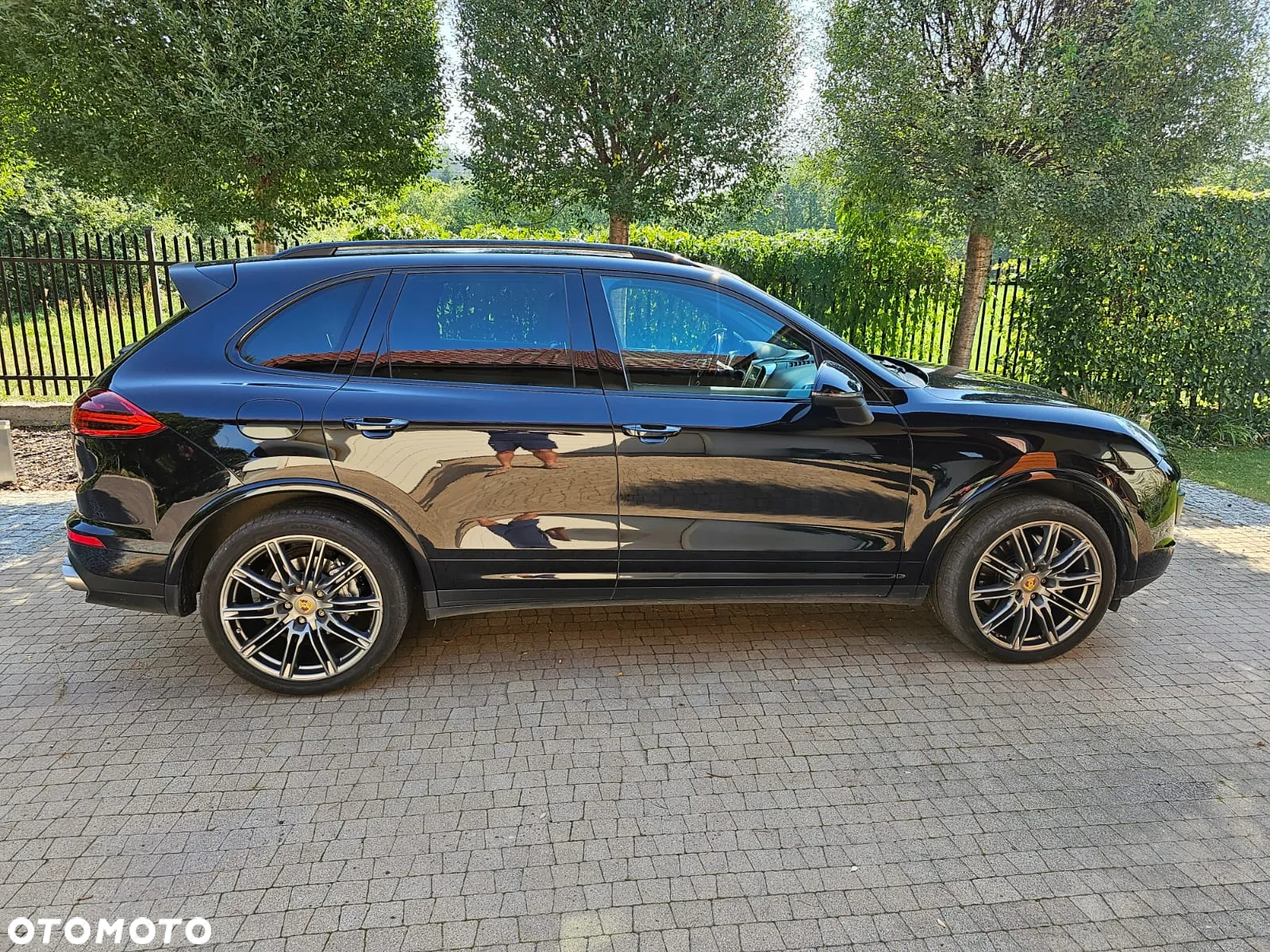 Porsche Cayenne S Diesel Platinum Edition - 4