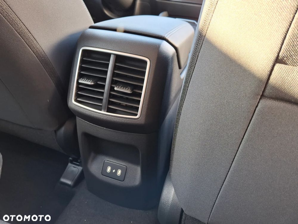 Kia Sportage 1.6 T-GDI HEV M 2WD - 16