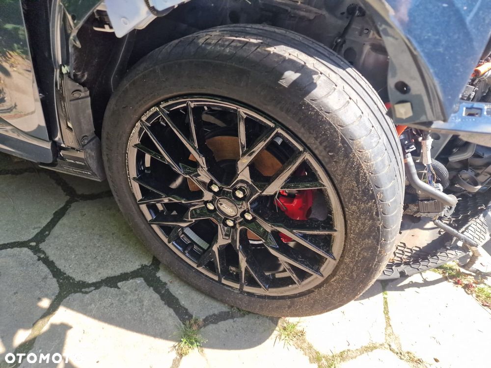 Ford Kuga - 19