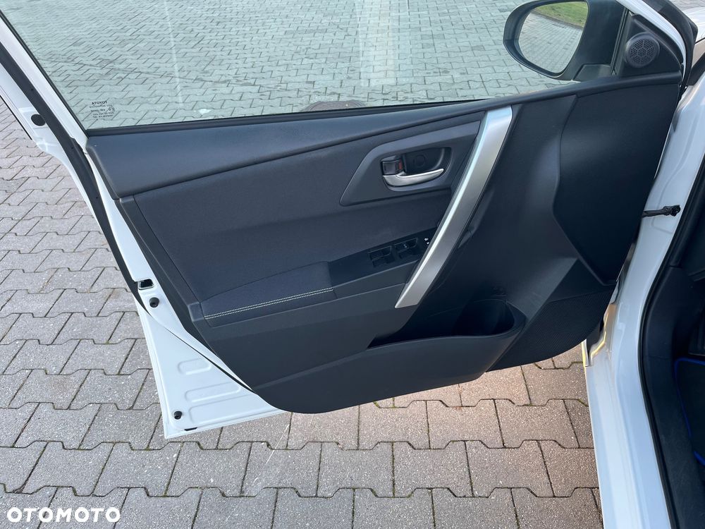 Toyota Auris - 17