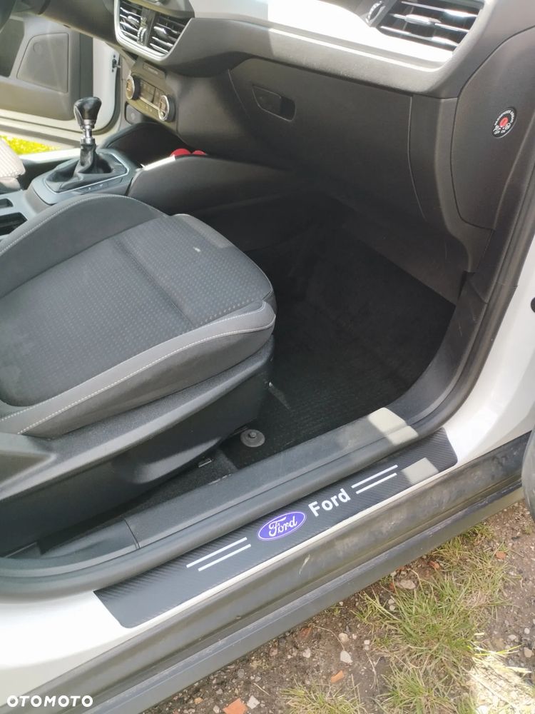 Ford Focus - 35