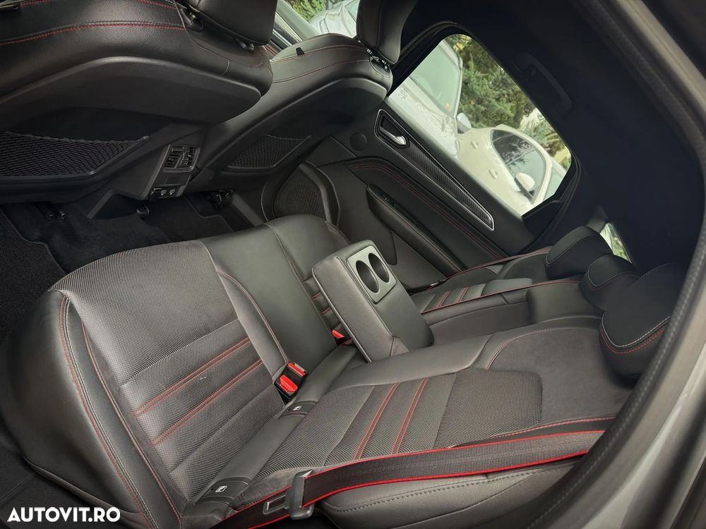 Renault Arkana E-TECH Hybrid RS Line - 9