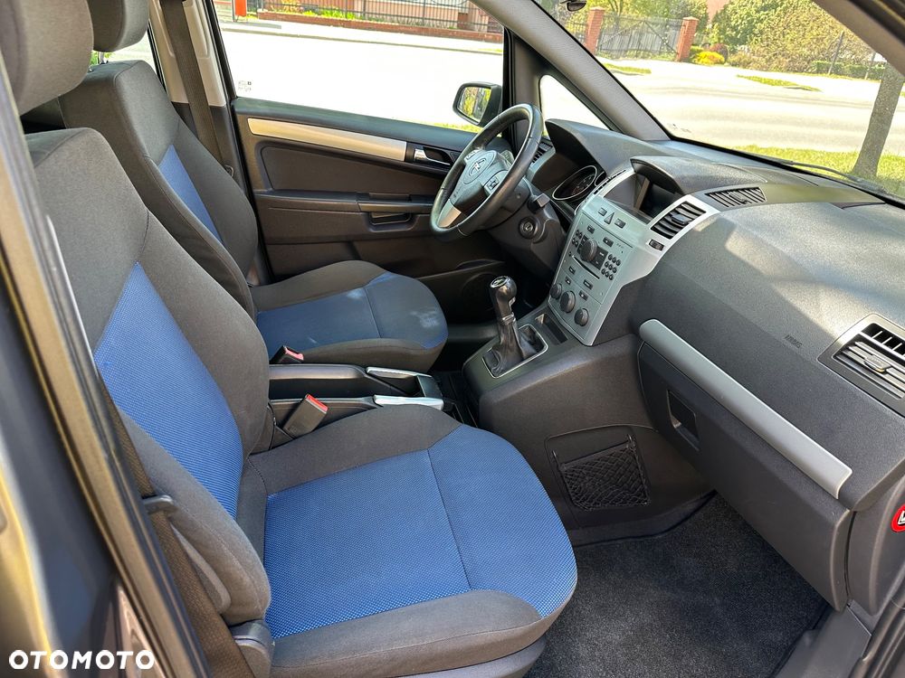 Opel Zafira 1.6 Innovation - 22