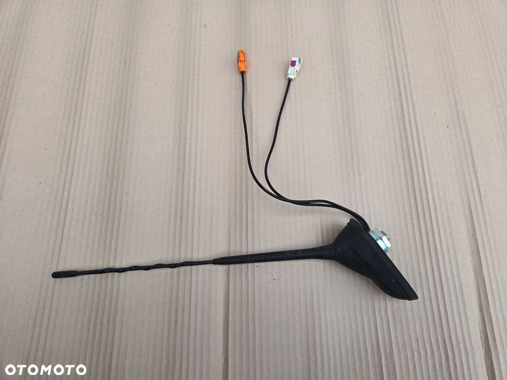 Antena dachowa Peugeot 208 II 9819668080 - 1