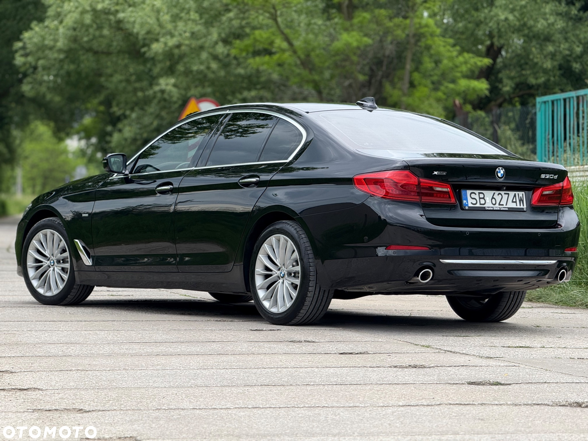 BMW Seria 5 530d xDrive Luxury Line - 21