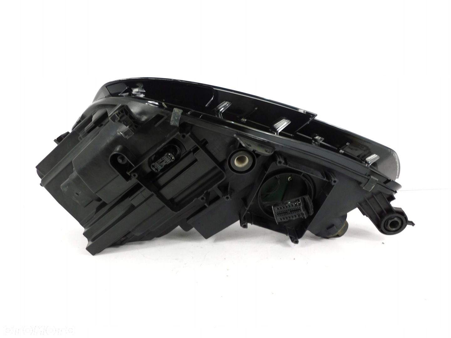 AUDI A4 B9 8W LAMPA PRAWA MATRIX PRZED LIFT - 5