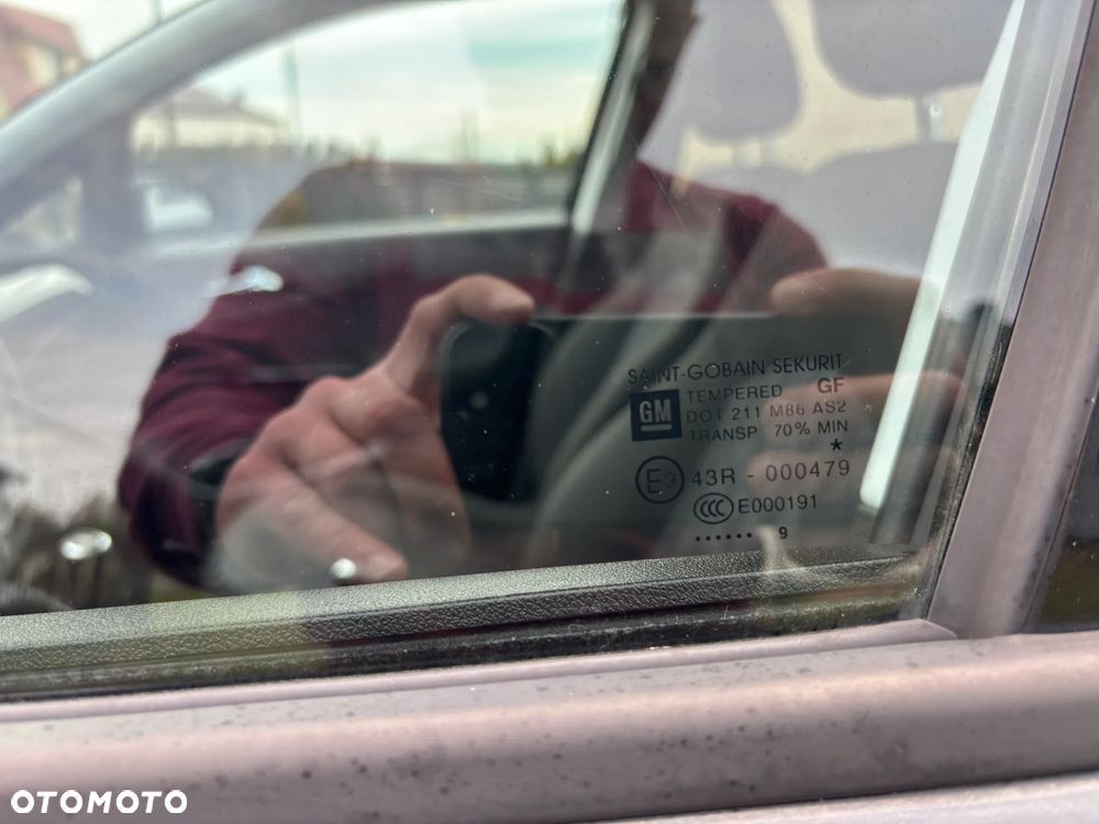 Opel Corsa 1.2 Cosmo - 17