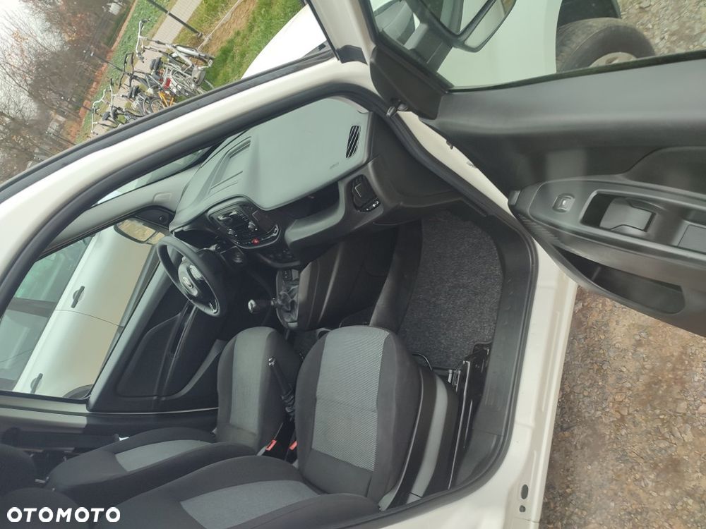 Fiat DOBLO - 24