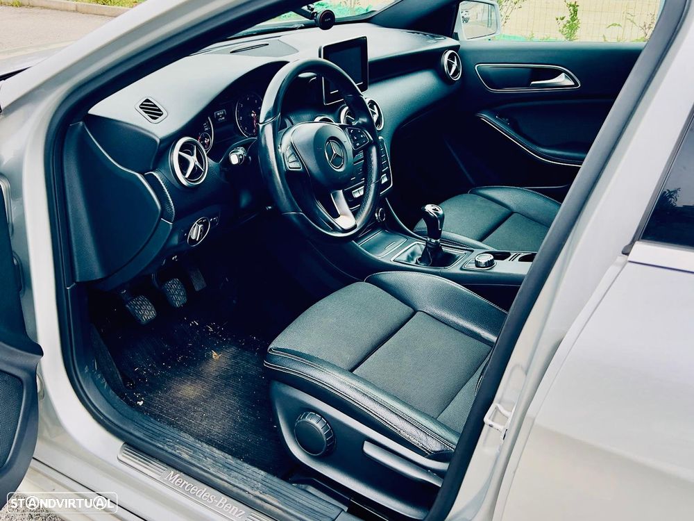 Mercedes-Benz A 160 d Style - 18