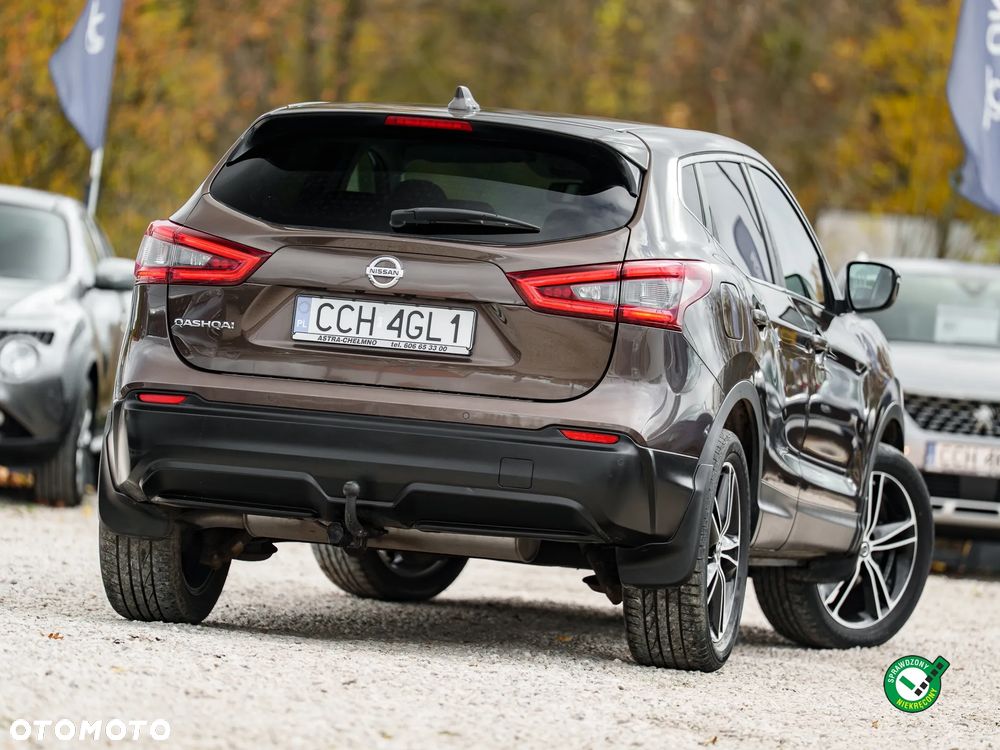 Nissan Qashqai 1.2 DIG-T Xtronic N-Connecta - 4