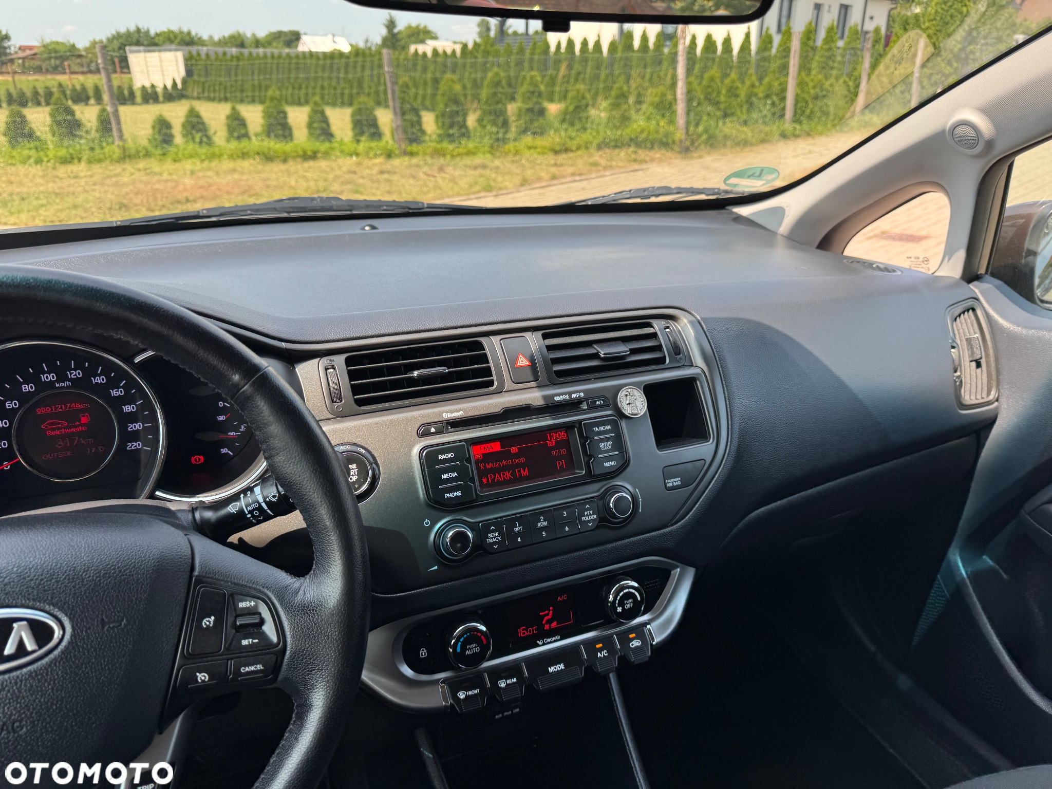 Kia Rio 1.4 Dream-Team Edition - 25