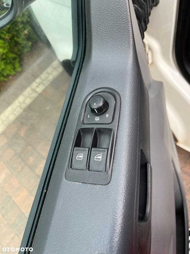 Volkswagen Transporter - 20