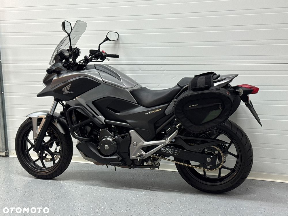 Honda NC - 23