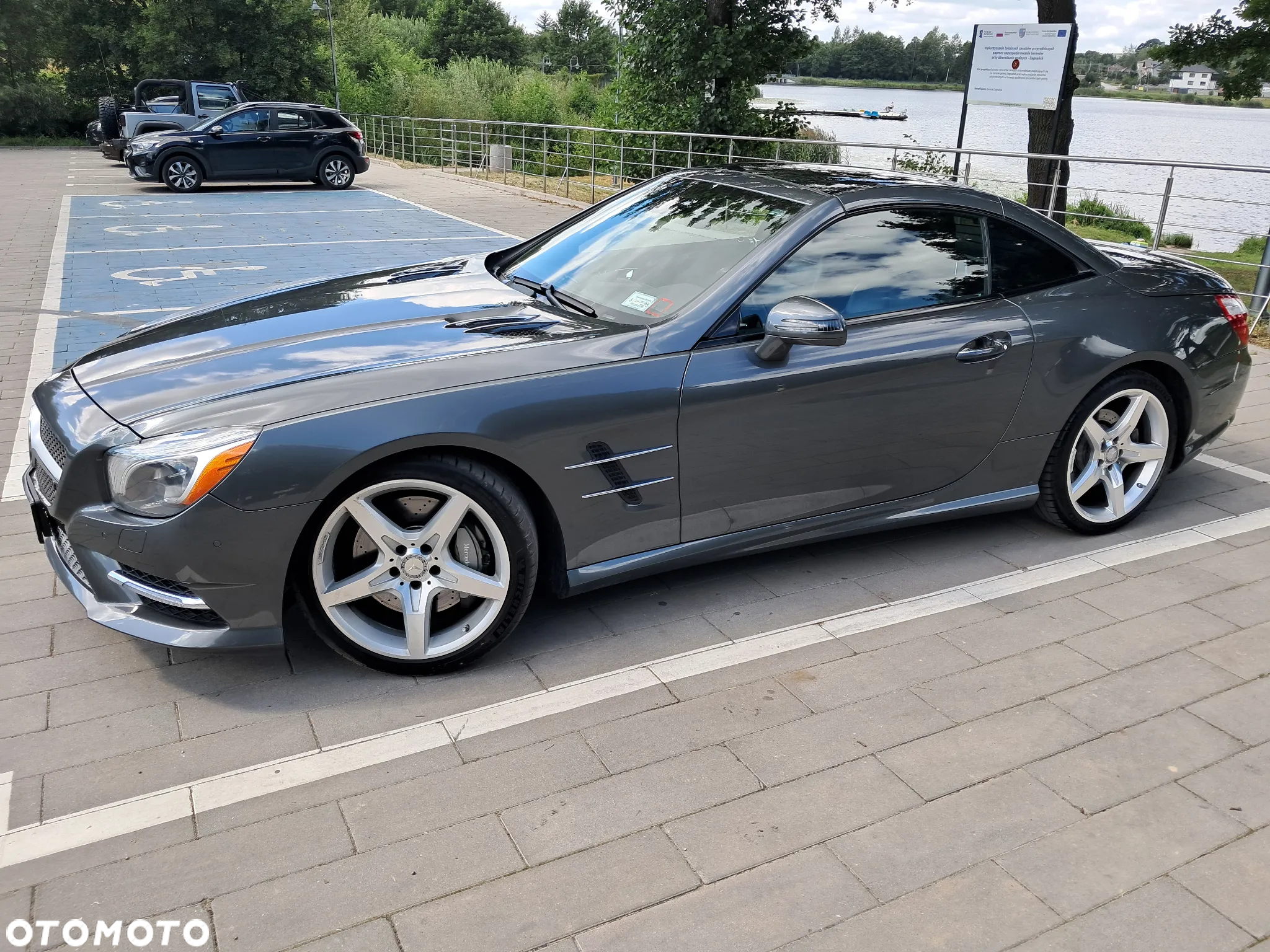 Mercedes-Benz SL - 8