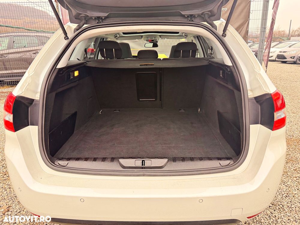 Peugeot 308 SW BlueHDi 130 Stop & Start Active Pack - 14