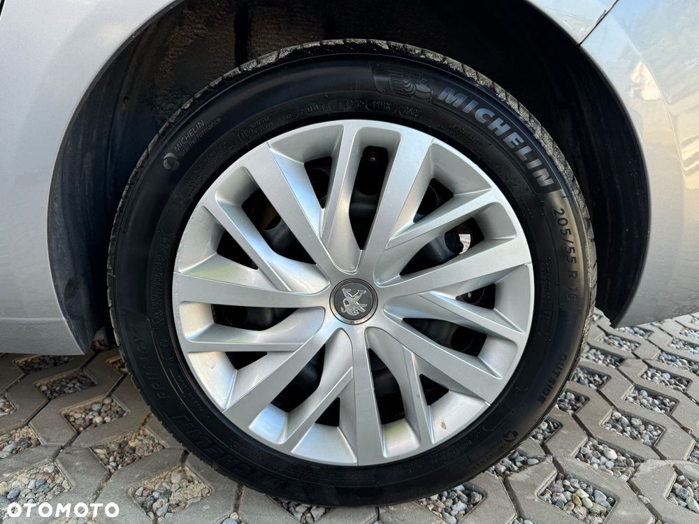 Peugeot 308 SW BlueHDi 130 Allure - 31