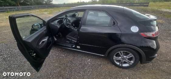 Honda Civic 1.4 i-VTEC - 9