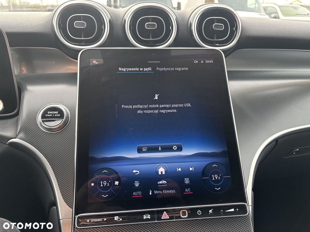 Mercedes-Benz GLC - 22