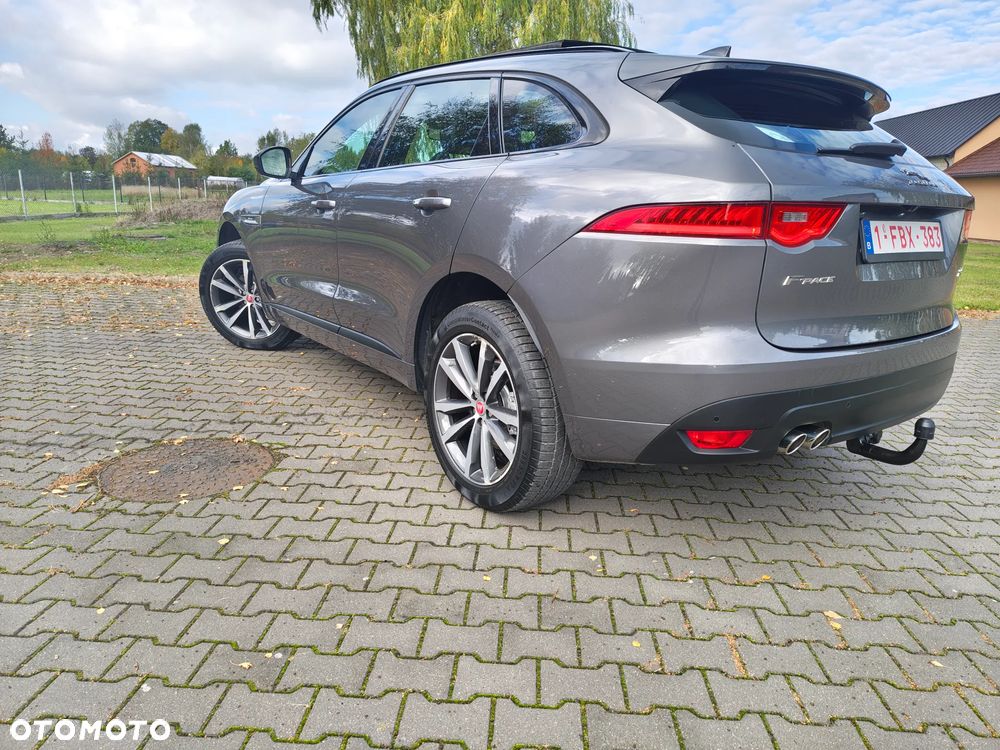 Jaguar F-Pace - 18