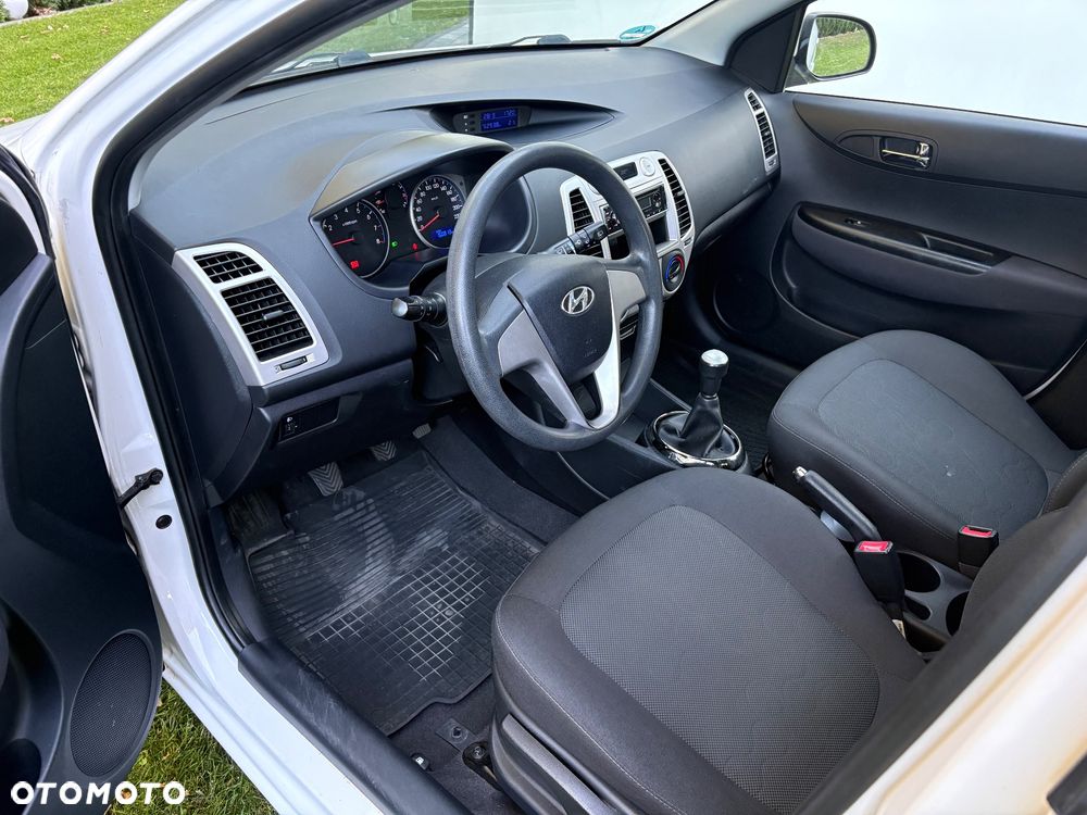 Hyundai i20 - 9