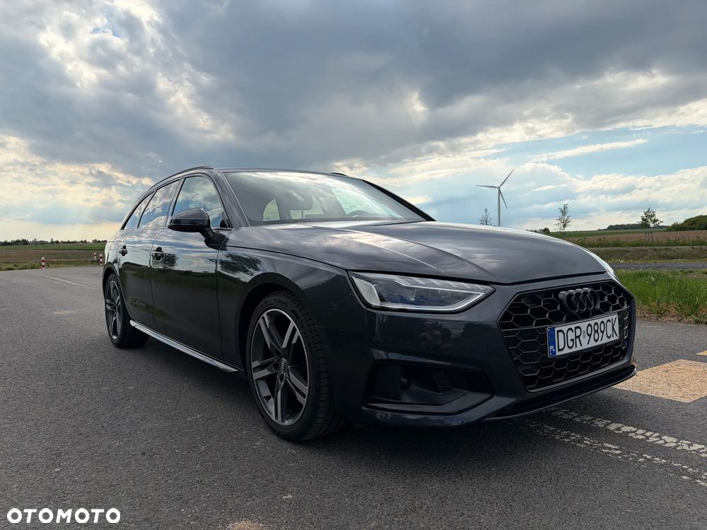 Audi A4 Avant 35 TDI S tronic S line - 2