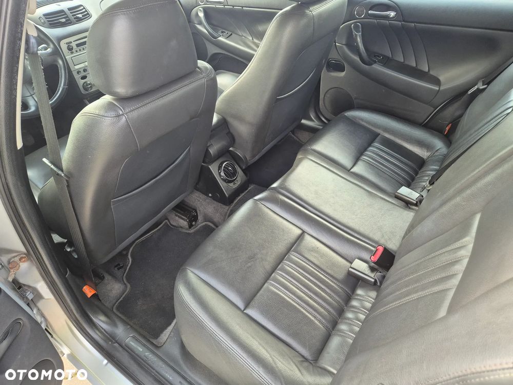 Alfa Romeo 147 1.9 JTD Impression - 8