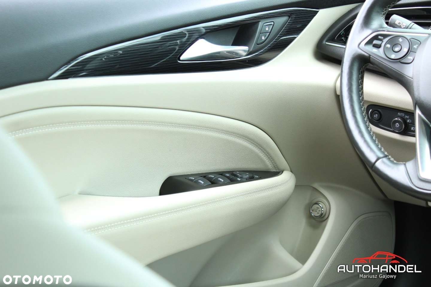 Opel Insignia - 14