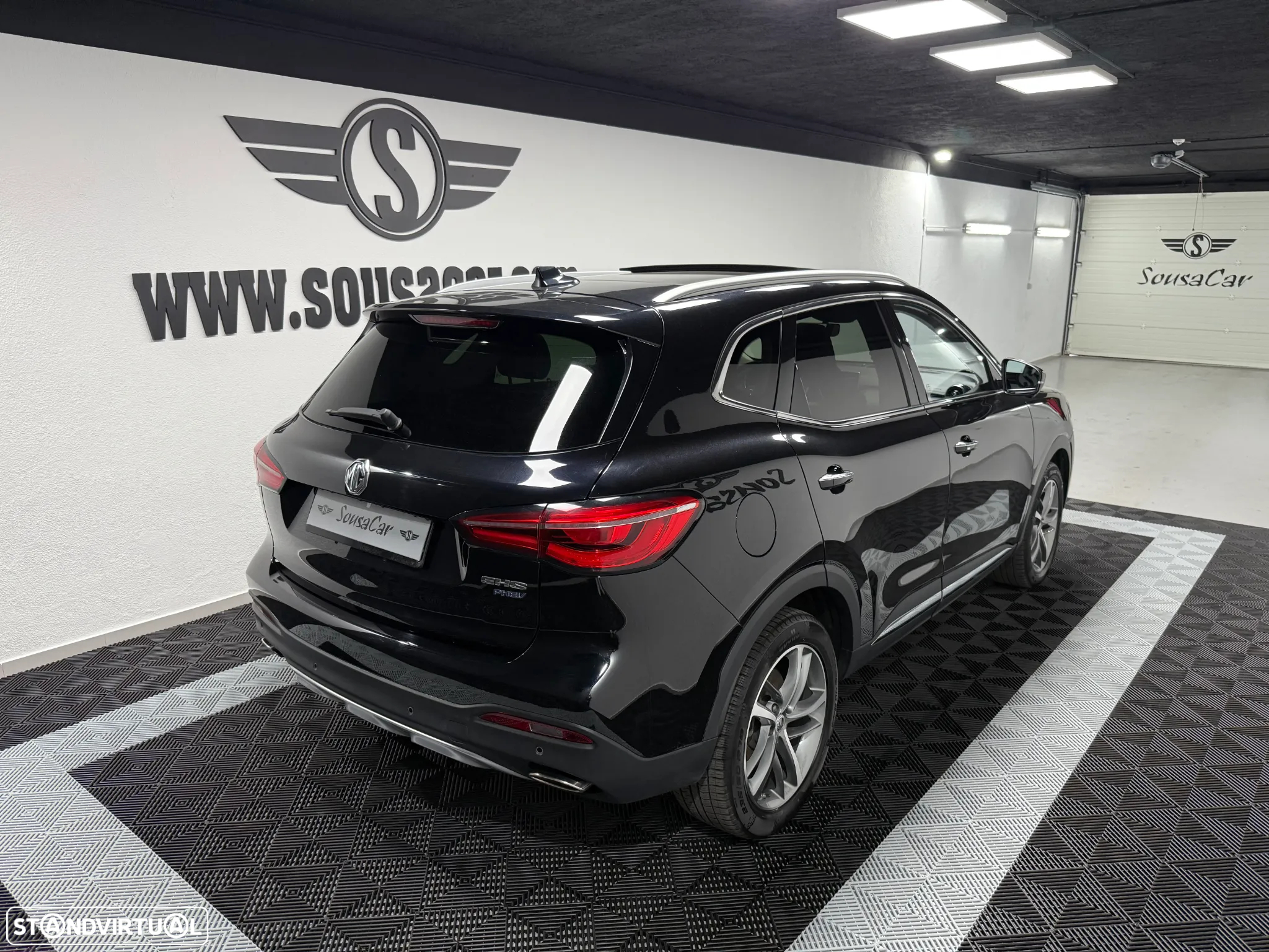 MG EHS 1.5 T-GDI Plug-in Hybrid Luxury - 4