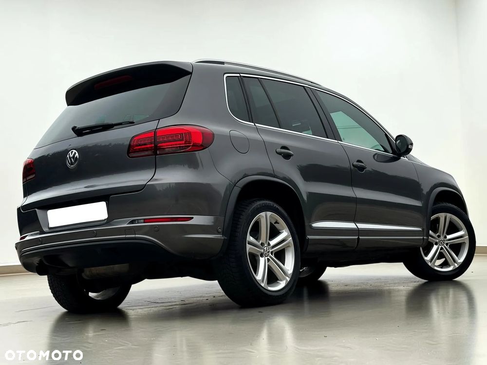 Volkswagen Tiguan - 19