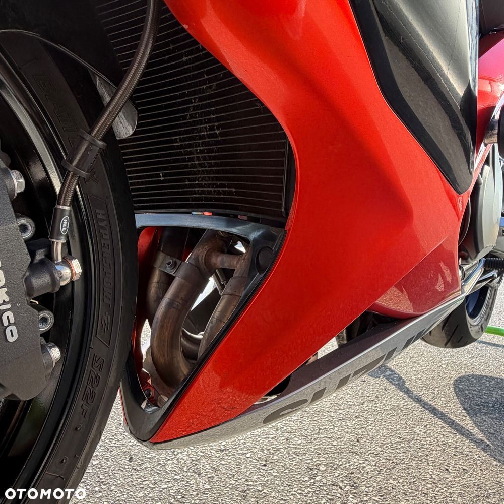 Suzuki GSX-R - 27