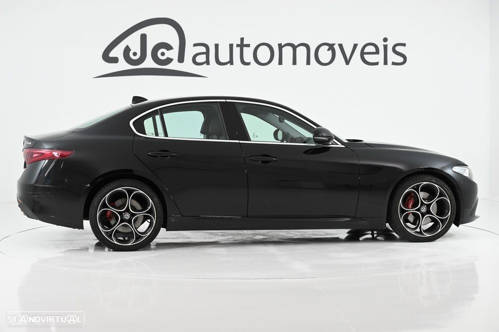 Alfa Romeo Giulia 2.2 D Ti AT8 - 7