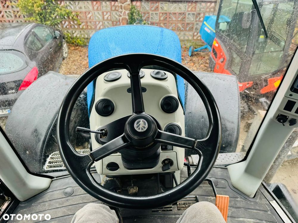 New Holland T8020 - 10