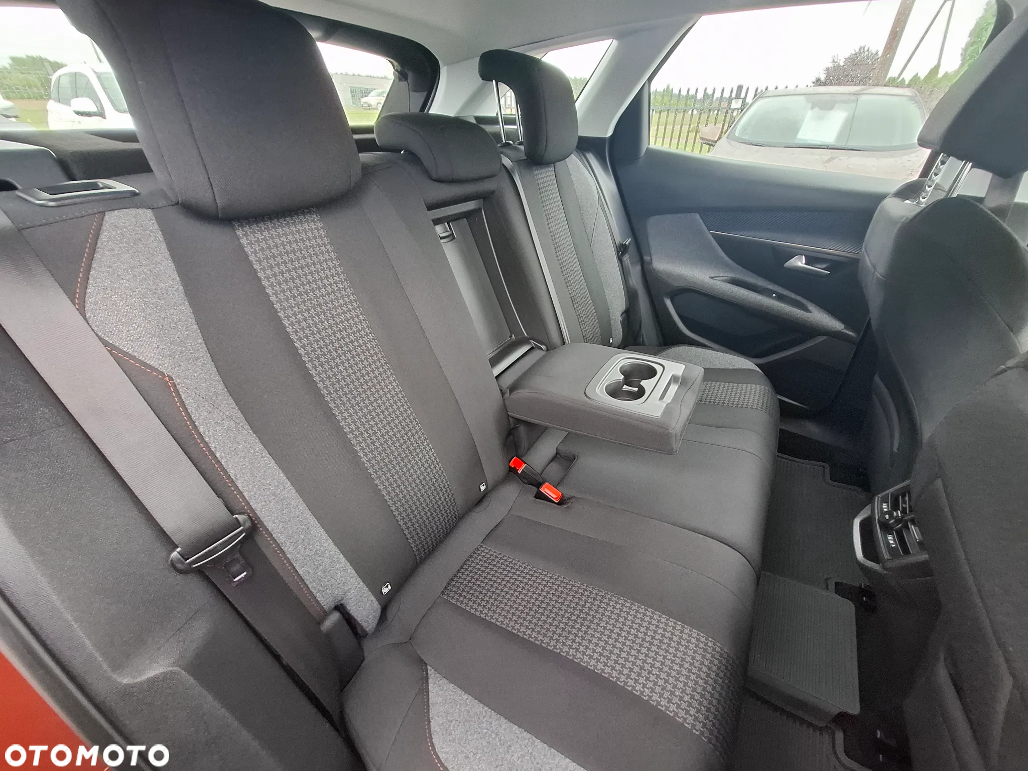 Peugeot 3008 1.2 PureTech Allure - 20