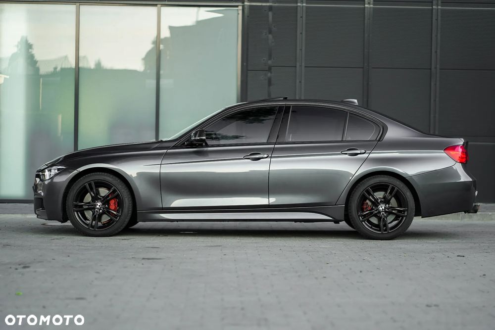 BMW Seria 3 340i xDrive M Sport - 13