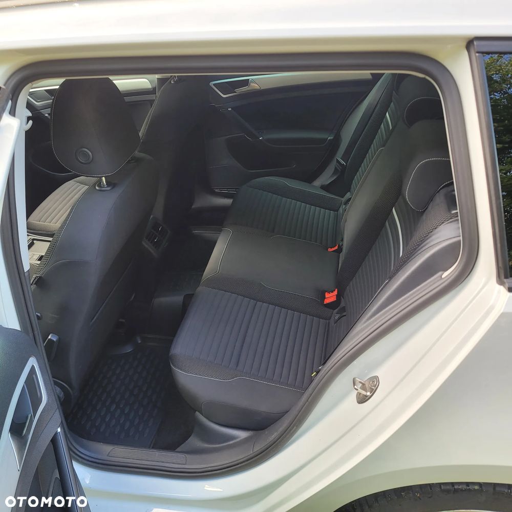 Volkswagen Golf 1.4 TSI BlueMotion Technology Cup - 15