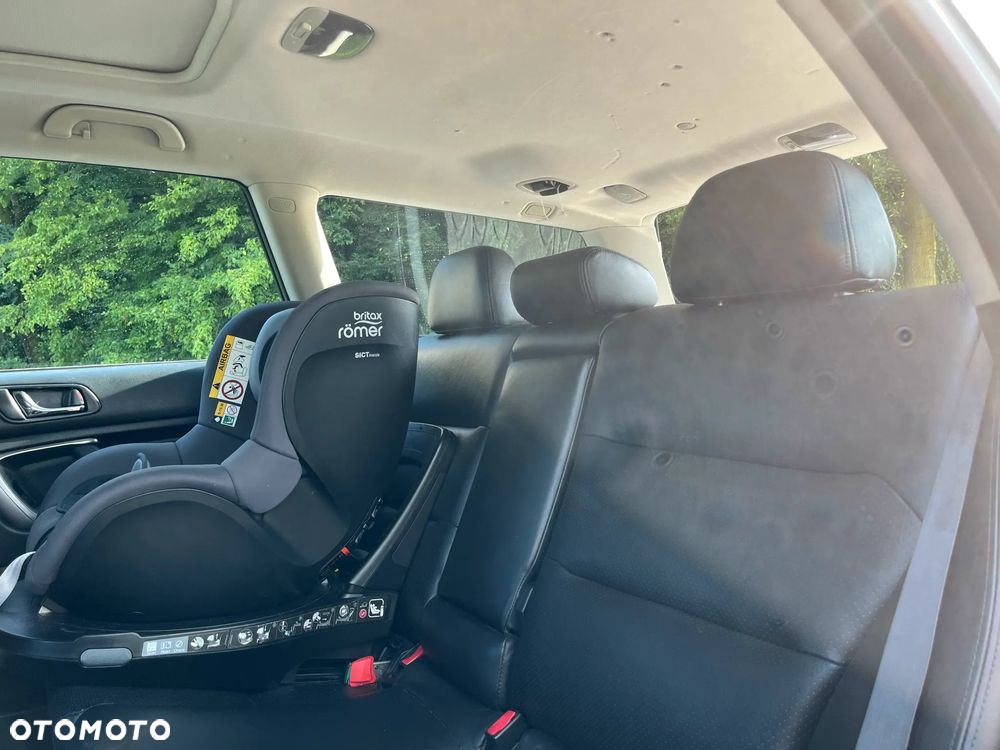 Subaru Legacy - 24