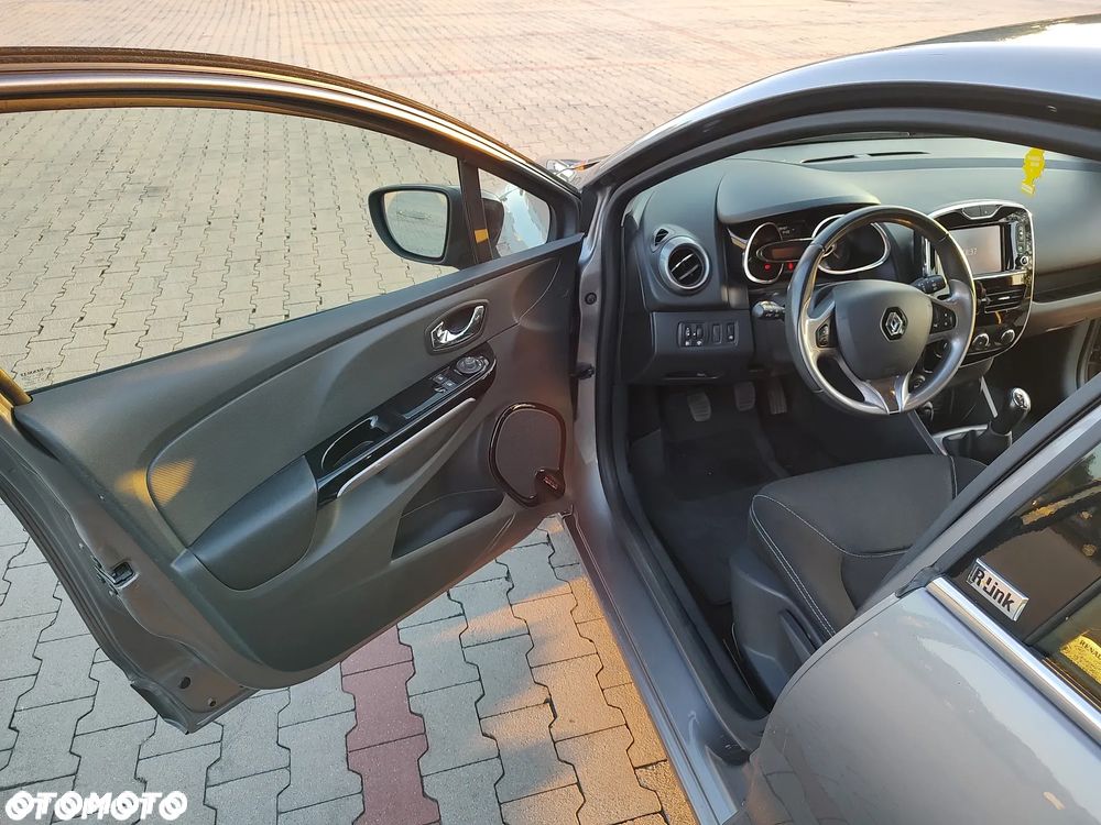 Renault Clio - 5