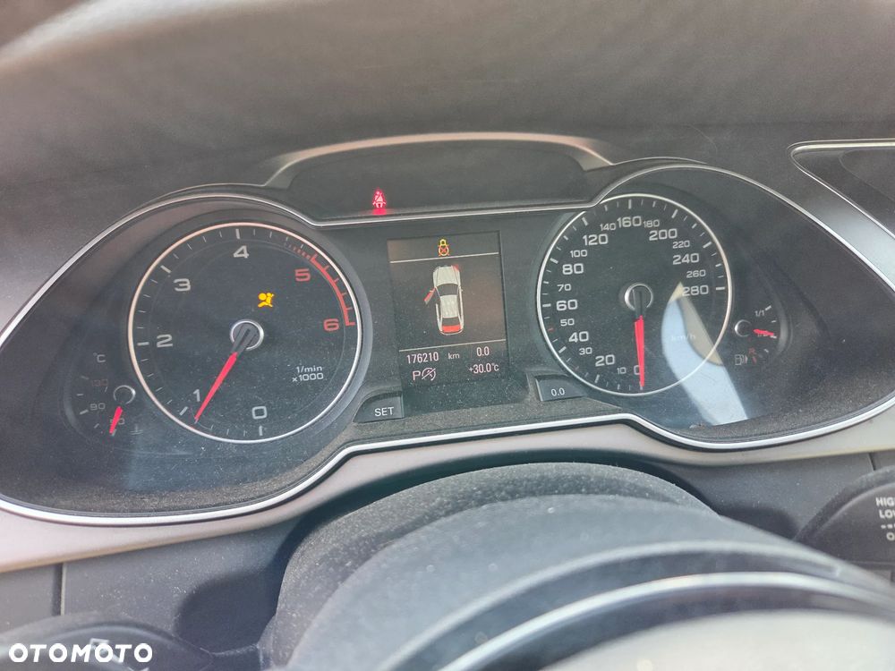 Audi A4 ver-2-0-tdi-dpf-multitronic-attraction - 6