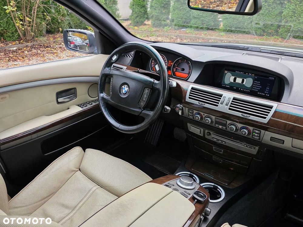 BMW Seria 7 - 23