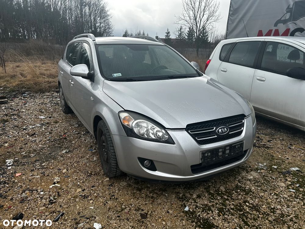 KIA CEED 2,0 CRDI 140KM chłodnica klimatyzacji - 3