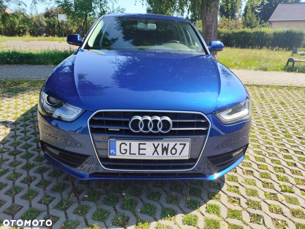 Audi A4 - 4