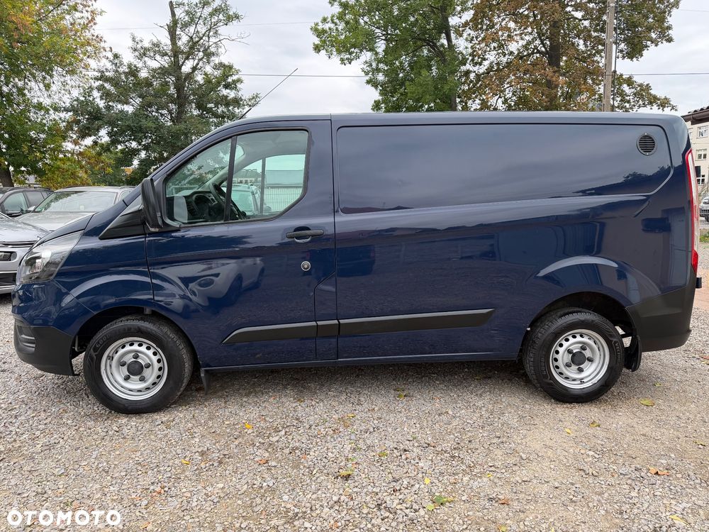 Ford TRANSIT CUSTOM - 26