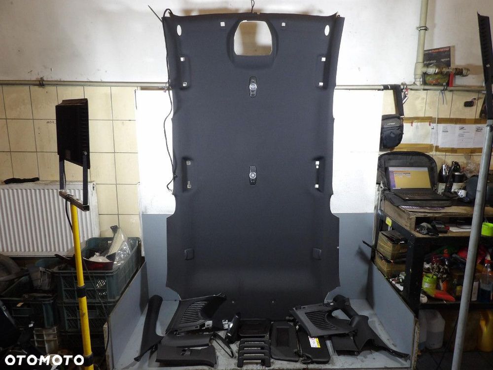 FORD FOCUS MK3 KOMBI PODSUFITKA CZARNA - 1