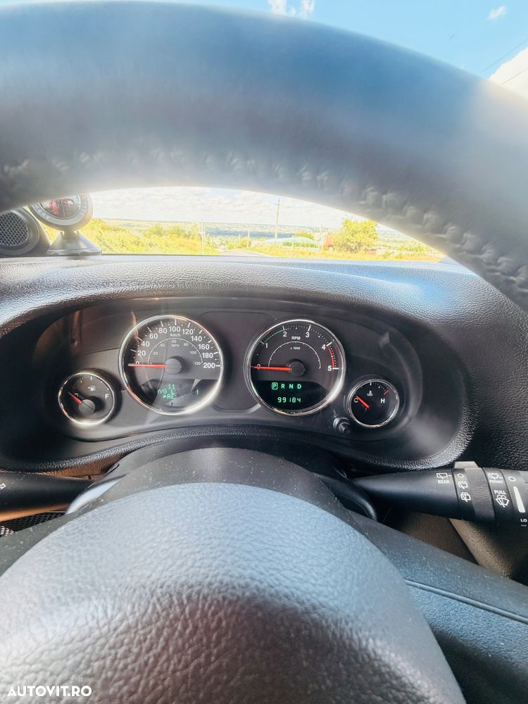 Jeep Wrangler 2.8 CRD AT Sport - 15