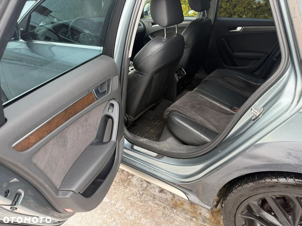 Audi A4 Allroad - 13