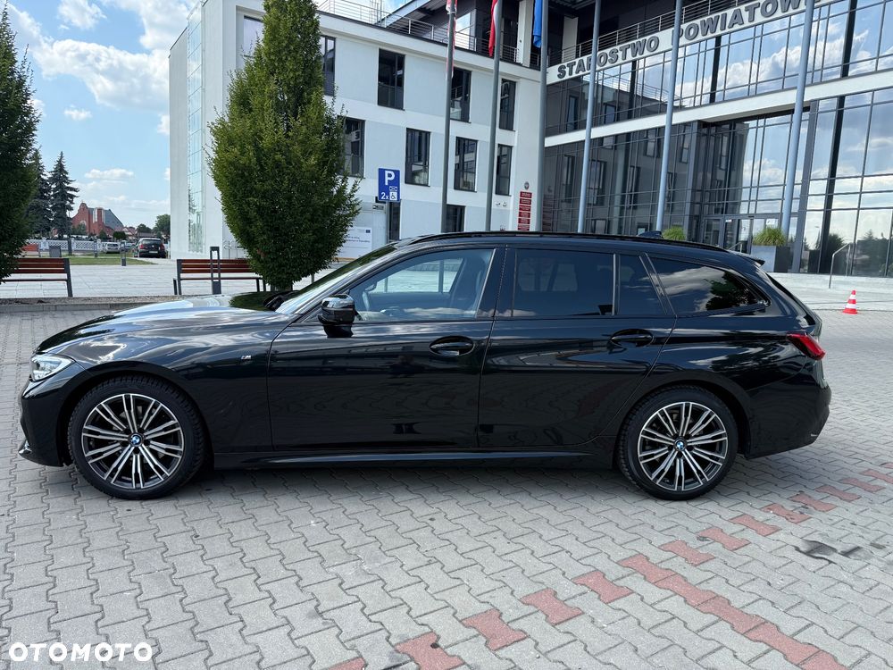 BMW Seria 3 320d Touring xDrive M Sport - 4