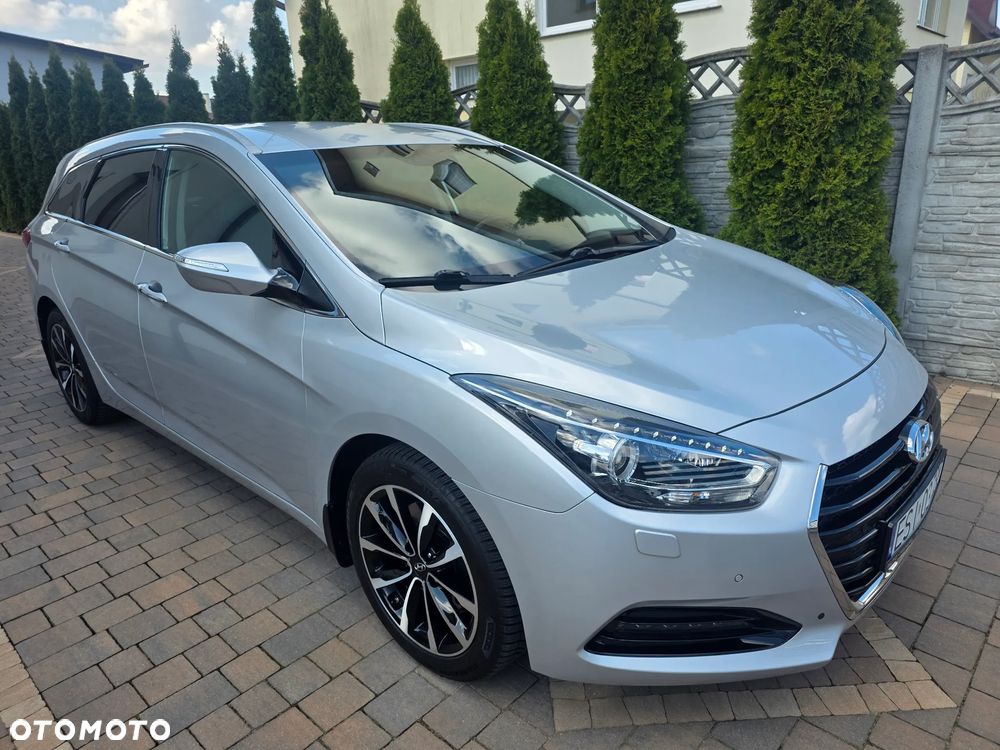 Hyundai i40 Kombi 1.7 CRDi DCT Premium - 21