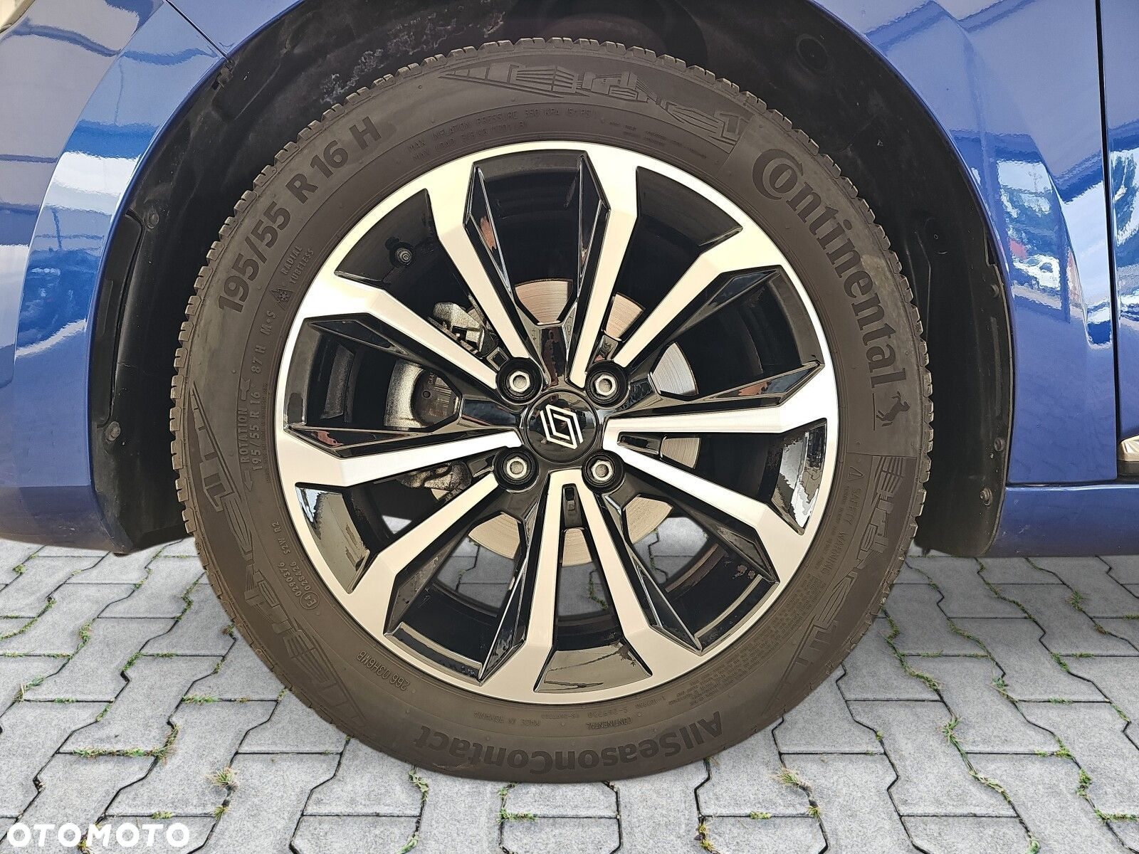 Renault Clio - 10