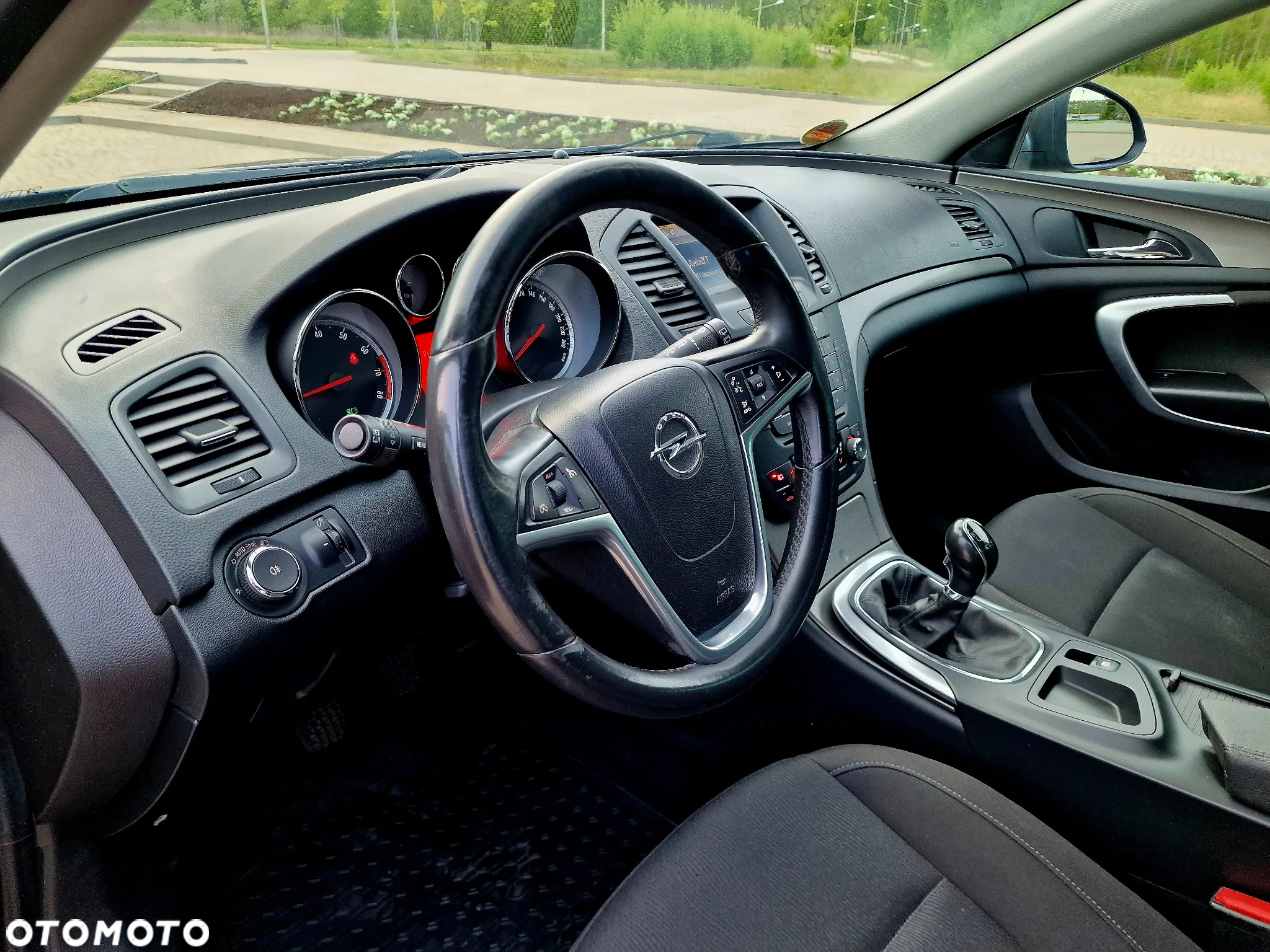 Opel Insignia 1.8 Design Edition - 18